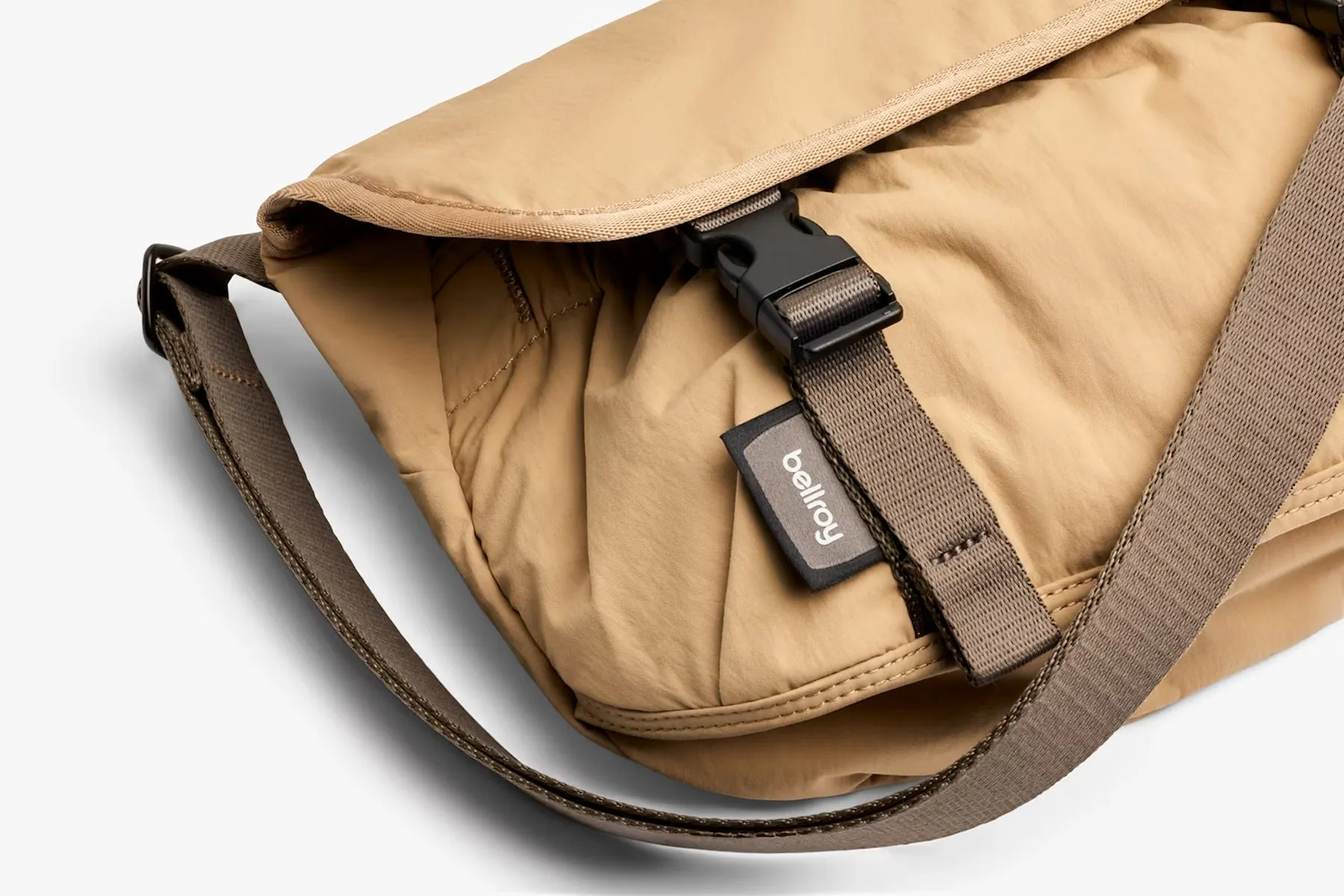 Bellroy Cinch Mini Messenger Sand Dune