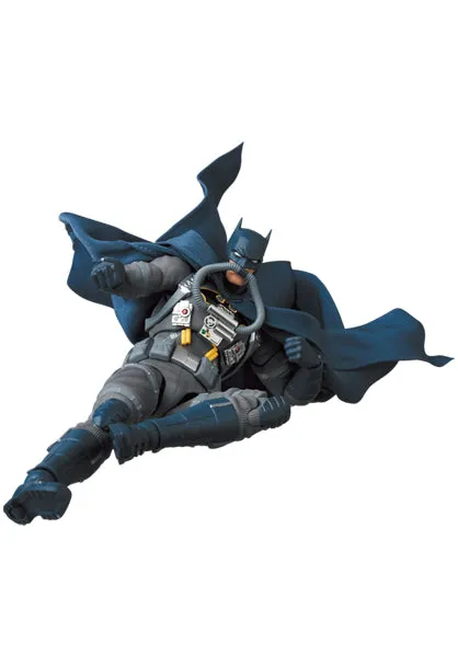 MAFEX Stealth Jumper Batman (Batman: Hush Ver.)